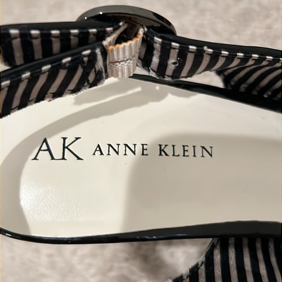 Anne Klein Slingback Heels - Picture 11 of 12